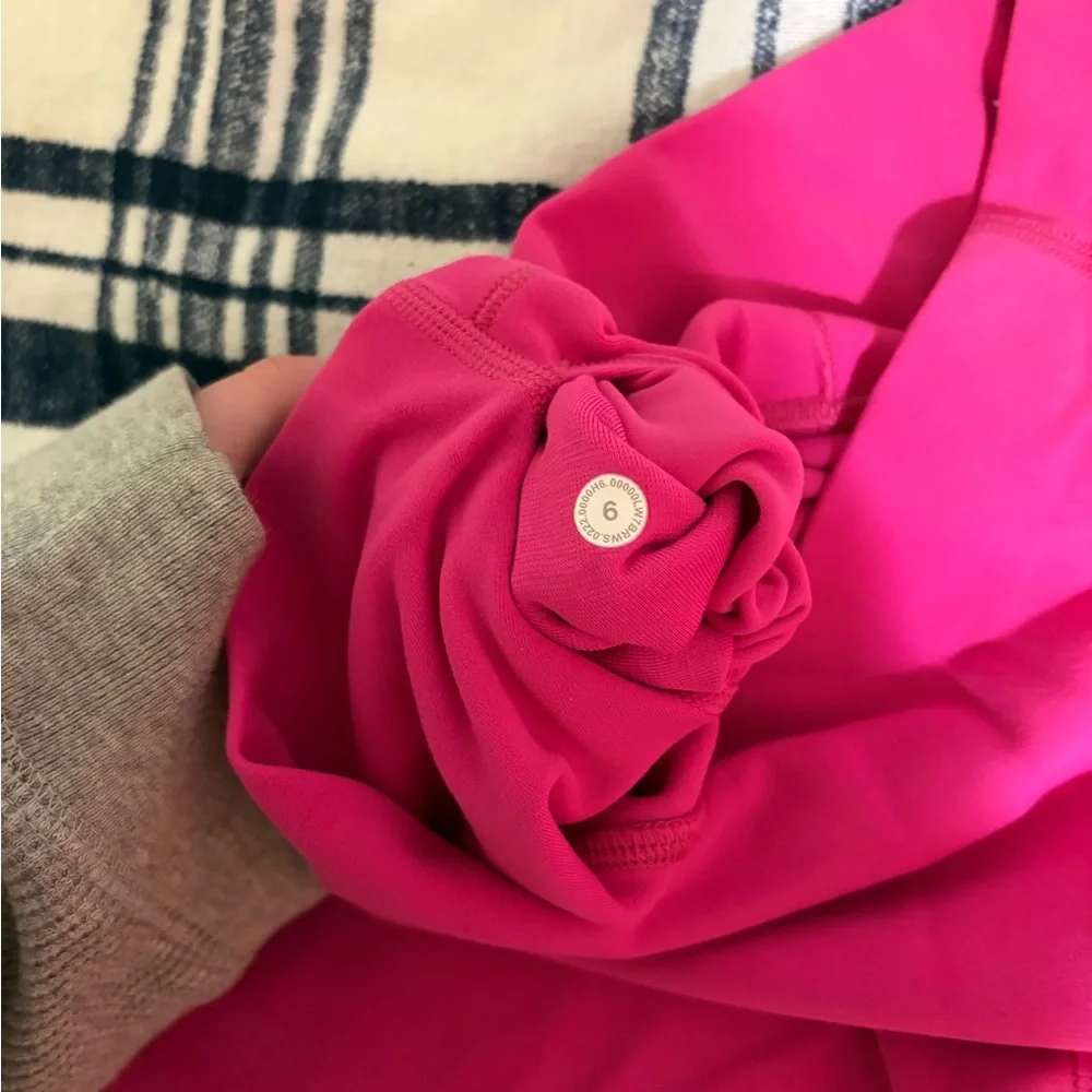 lululemon athletica Women's Pink Align Athletic Shorts - Picture 3 of 4